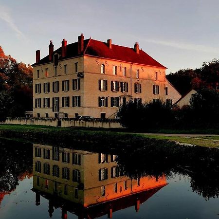 Bed and Breakfast Le Moulin Neuf Ancy-le-Franc Zewnętrze zdjęcie