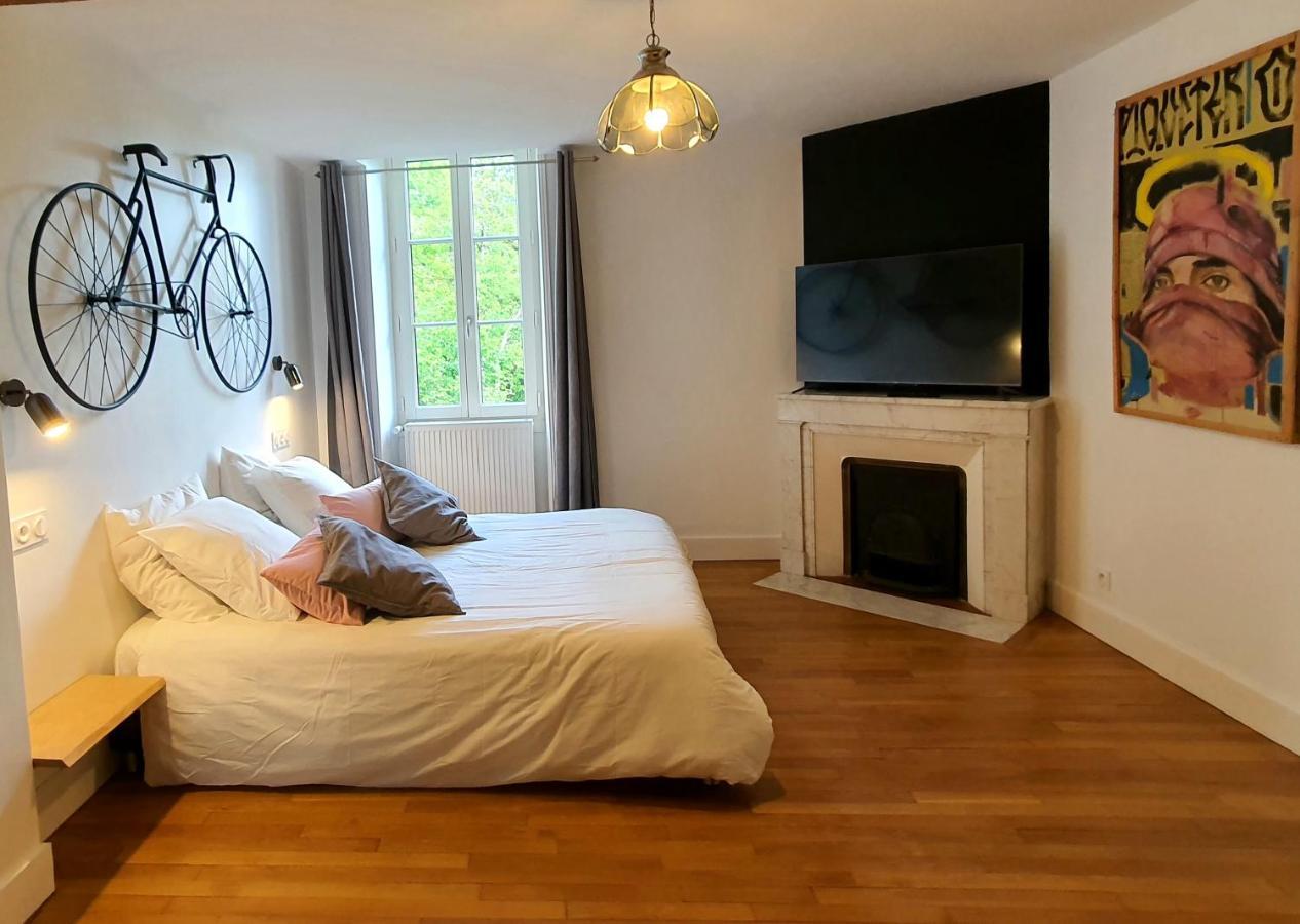 Bed and Breakfast Le Moulin Neuf Ancy-le-Franc Zewnętrze zdjęcie