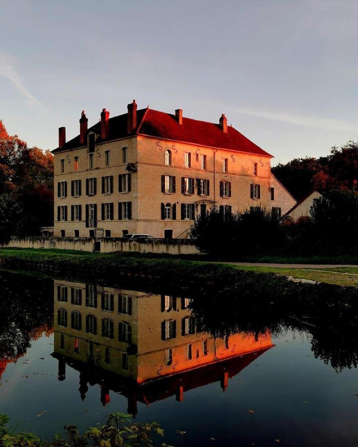 Bed and Breakfast Le Moulin Neuf Ancy-le-Franc Zewnętrze zdjęcie